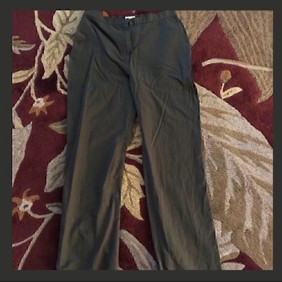 Olive  green soft casual  pants. Size 6. - Picture 1 of 5